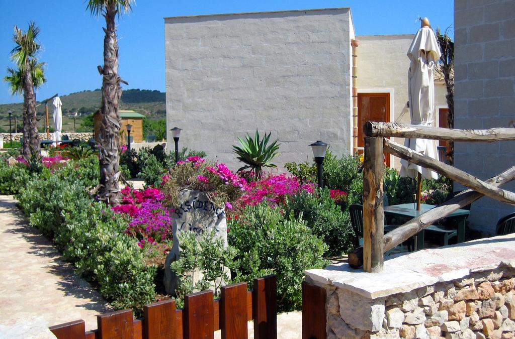 Lisola Residence Levanzo Bagian luar foto